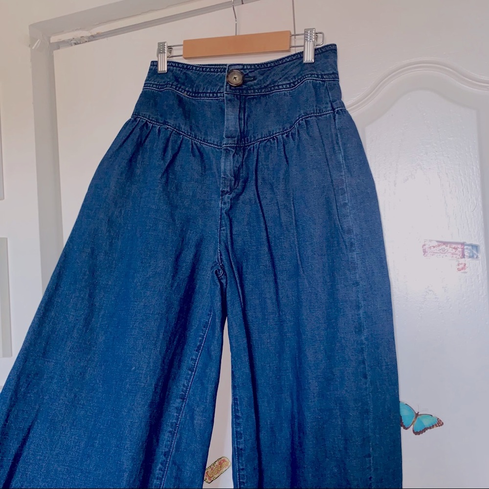 Vintage High-Waisted Dark Denim Wide Jeans